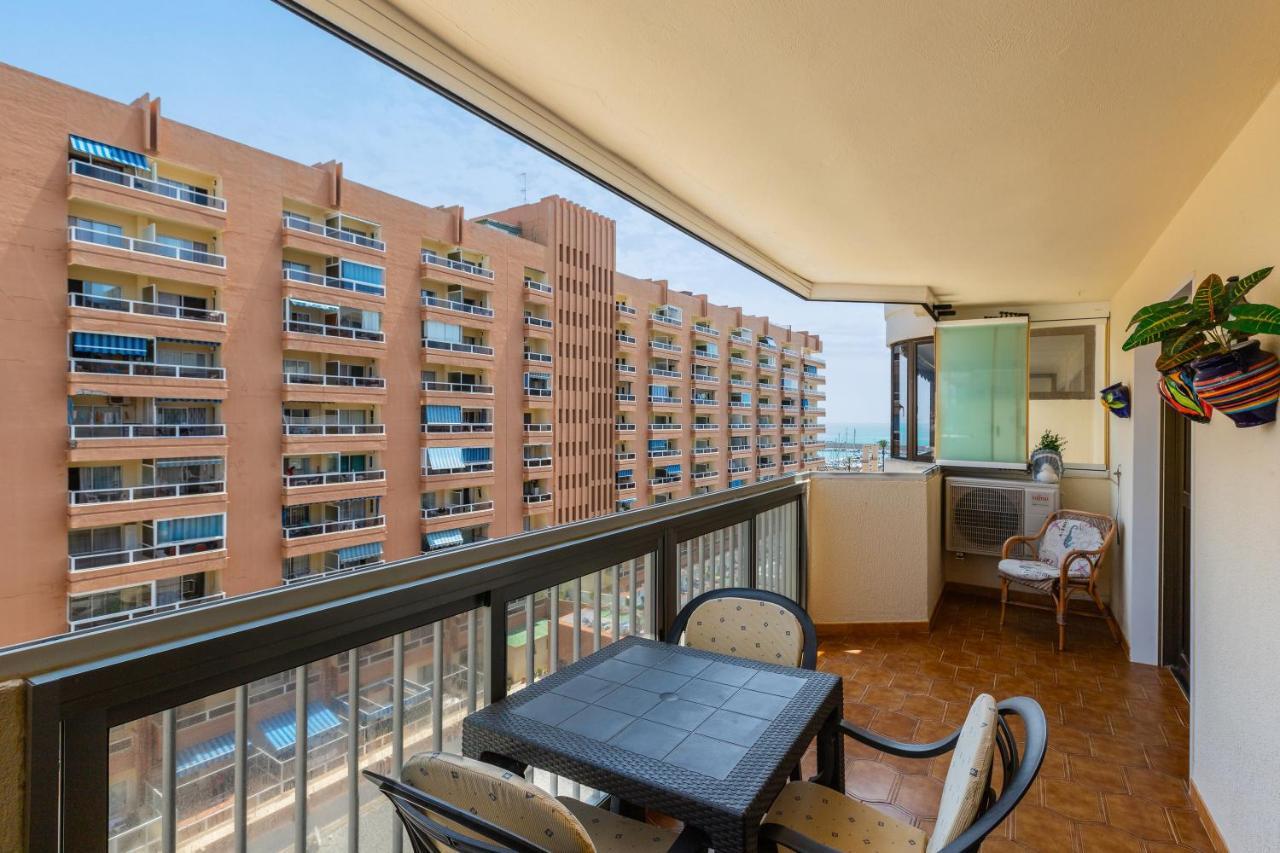 Two Bedroom Apartment Beside Marina Malaga Exterior photo